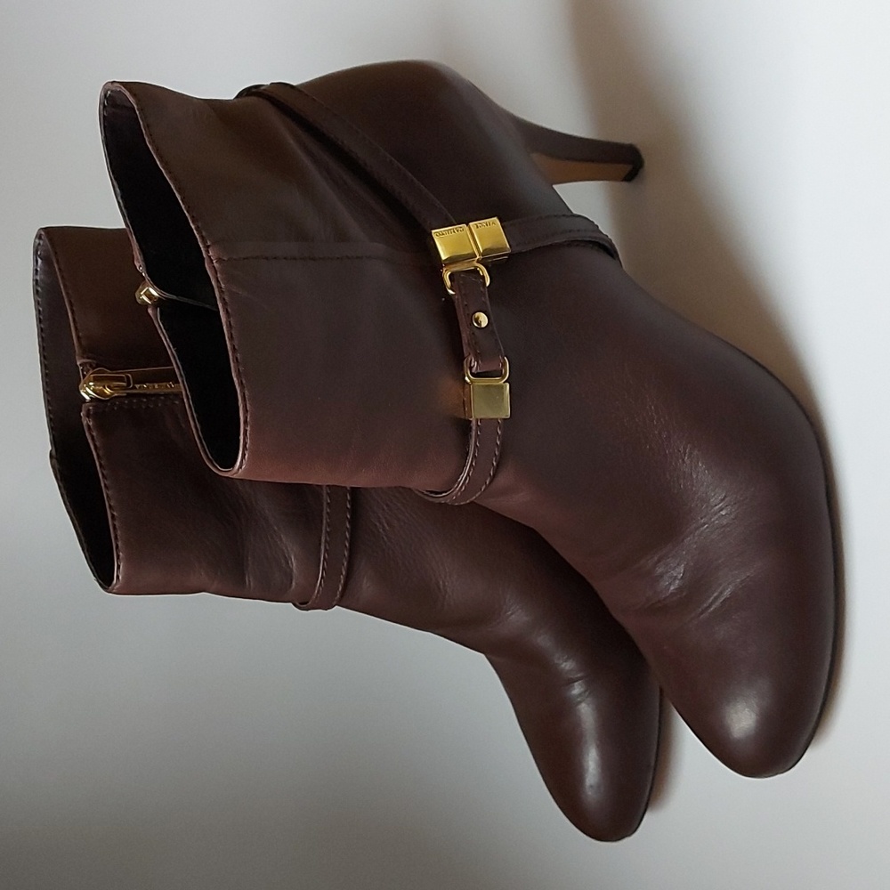 Vince Camuto brown bootie, GUC, size 10M